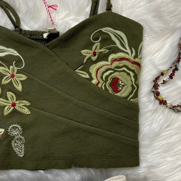 BNWT Umgee bodice shirt in khaki green with removable straps - Picture 8 of 10